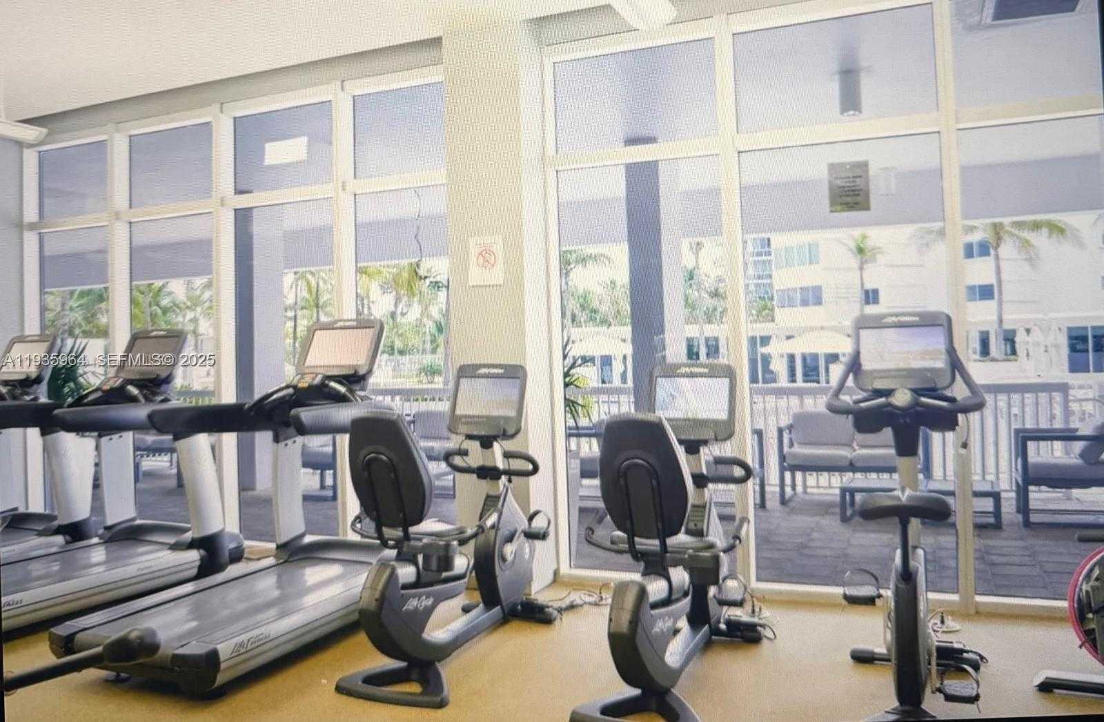 Small Image of 10275 COLLINS AVE #333, Bal Harbour Number 23