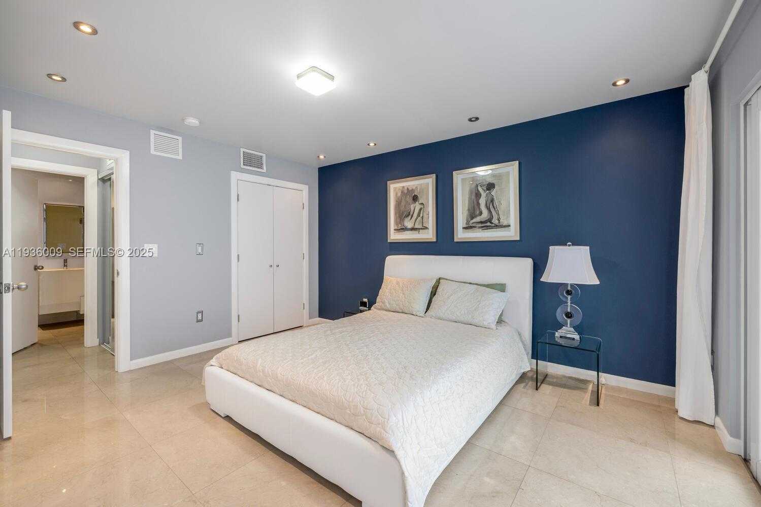 Small Image of 325 OCEAN DR #409, Miami Beach Number 9
