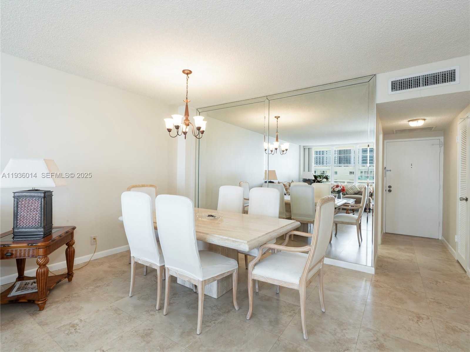 Small Image of 3725 SOUTH OCEAN DR #1606, Hollywood Number 4