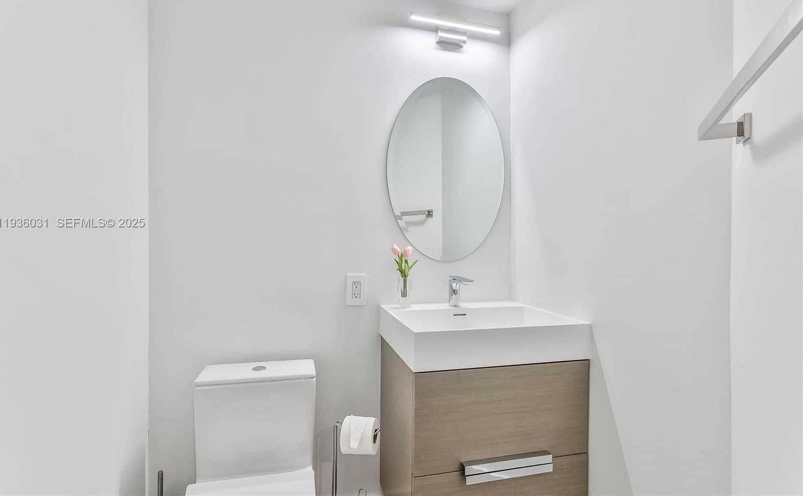 Small Image of 701 BRICKELL KEY BLVD #808, Miami Number 8