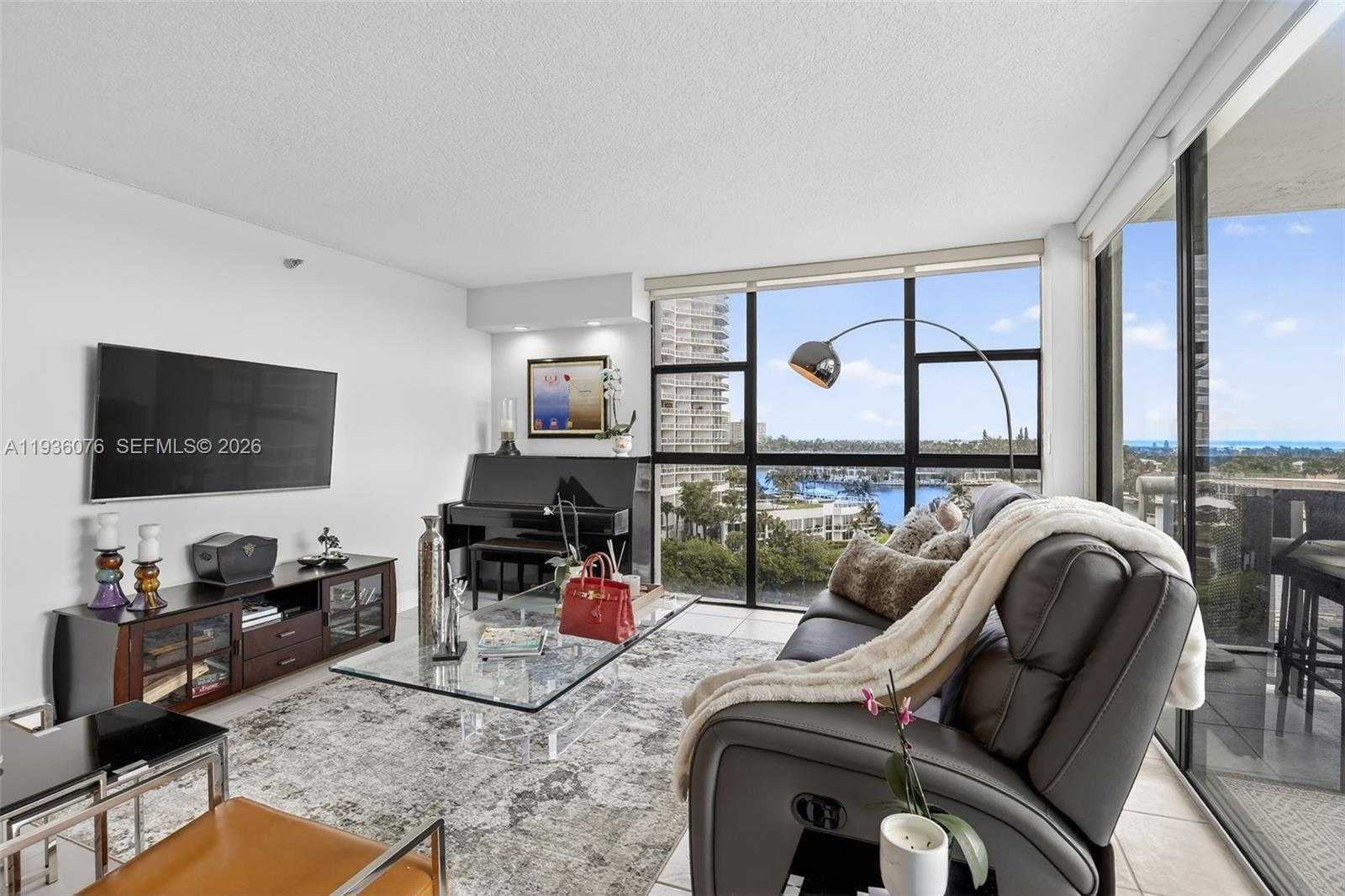 Small Image of 20505 EAST COUNTRY CLUB DR #833, Aventura Number 14