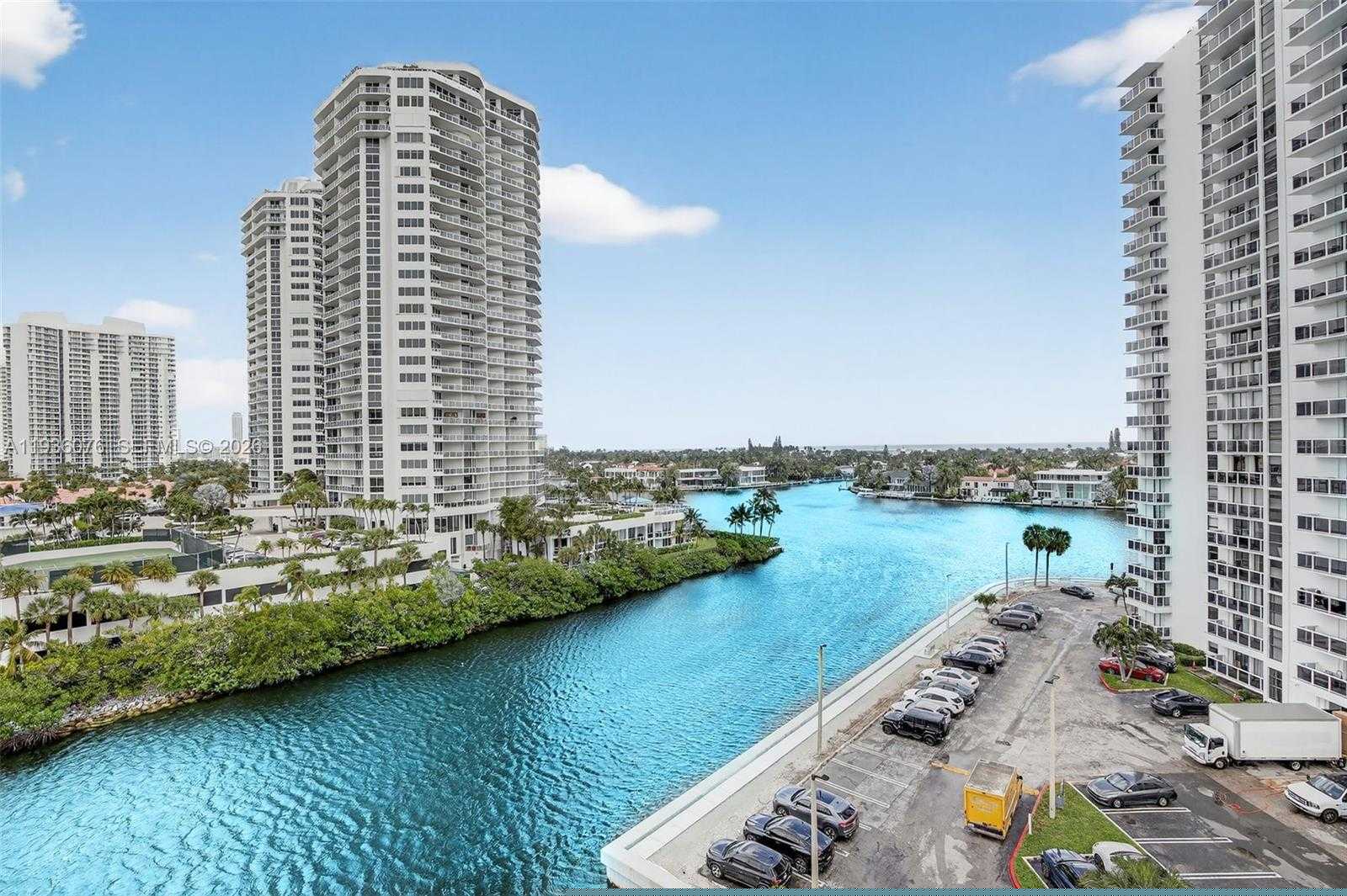 Small Image of 20505 EAST COUNTRY CLUB DR #833, Aventura Number 20