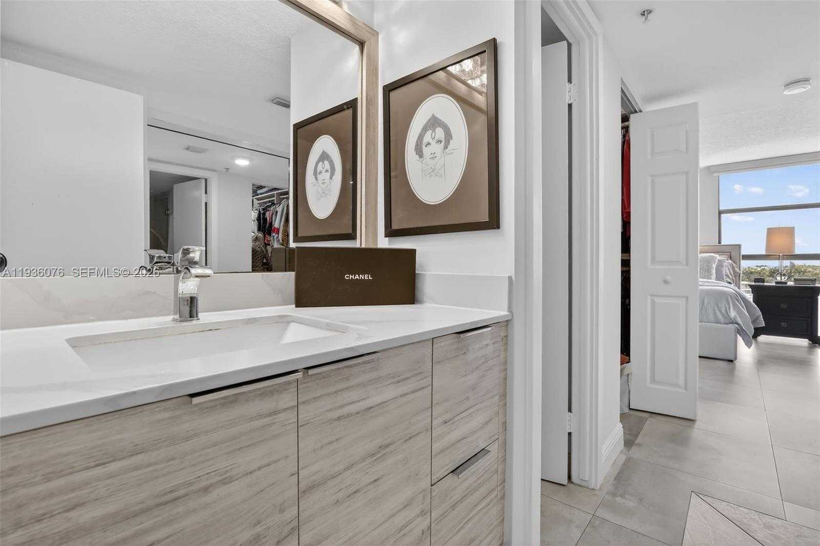 Small Image of 20505 EAST COUNTRY CLUB DR #833, Aventura Number 26