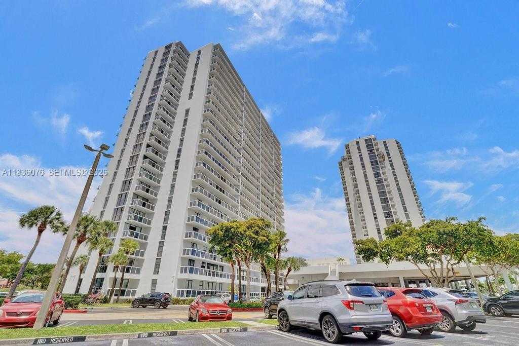 Small Image of 20505 EAST COUNTRY CLUB DR #833, Aventura Number 45