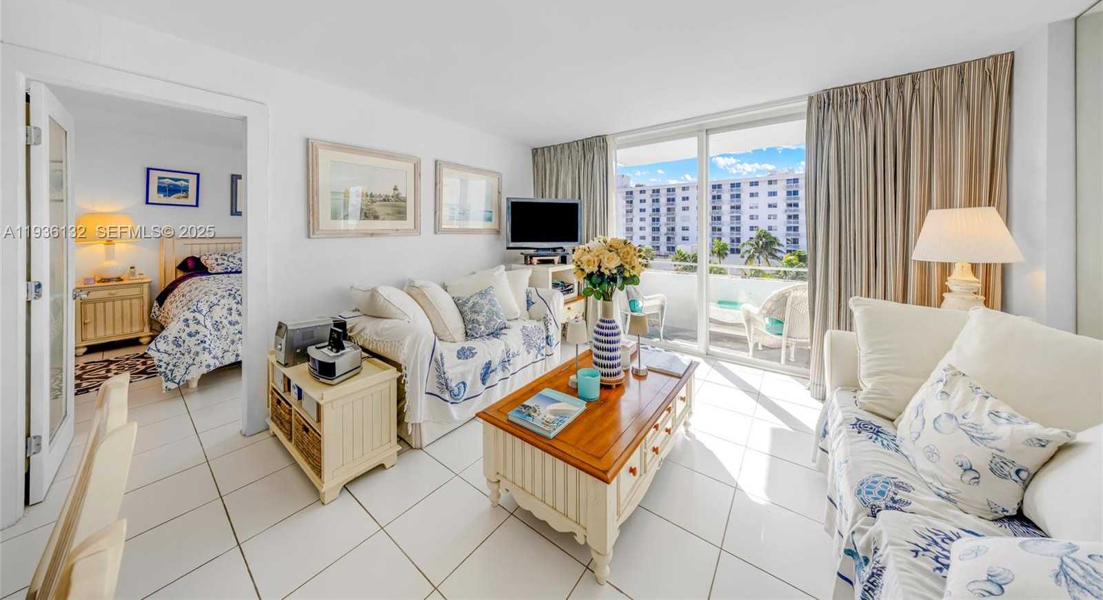 Small Image of 465 OCEAN DR #708, Miami Beach Number 11
