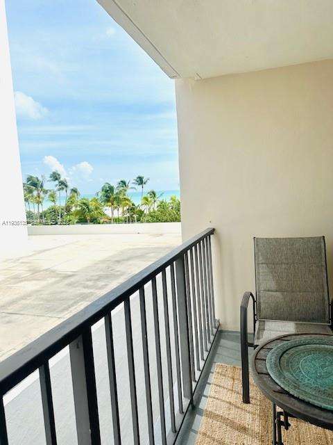 Small Image of 2625 COLLINS AVE #415, Miami Beach Number 21