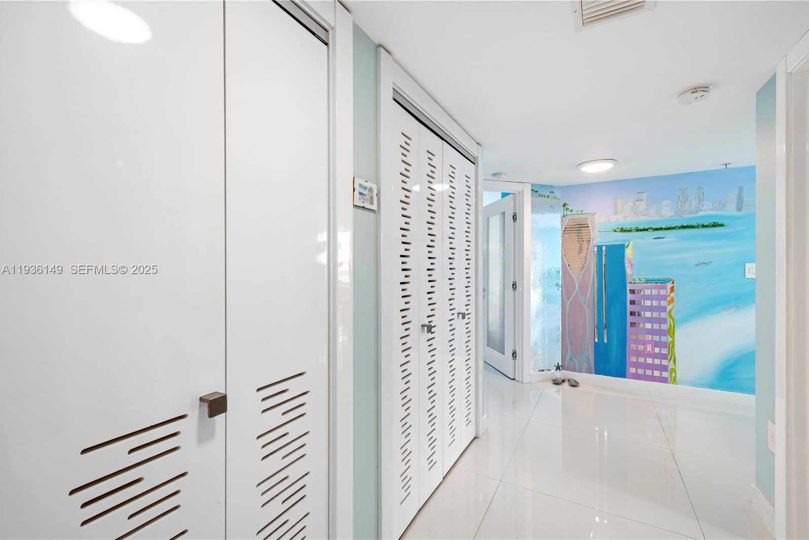 Small Image of 650 WEST AVE #1211, Miami Beach Number 18