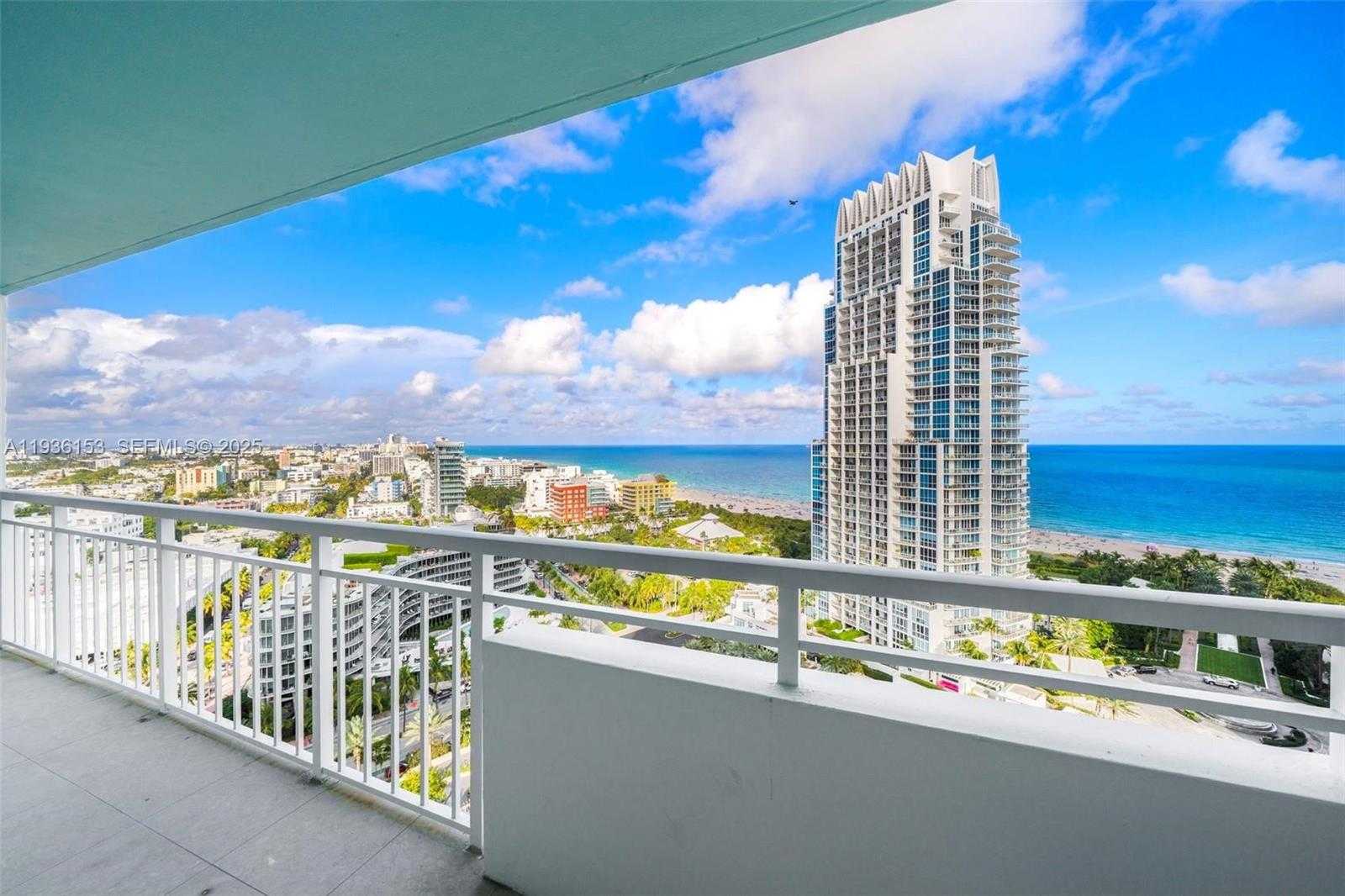 Small Image of 400 SOUTH POINTE DR #2208, Miami Beach Number 2