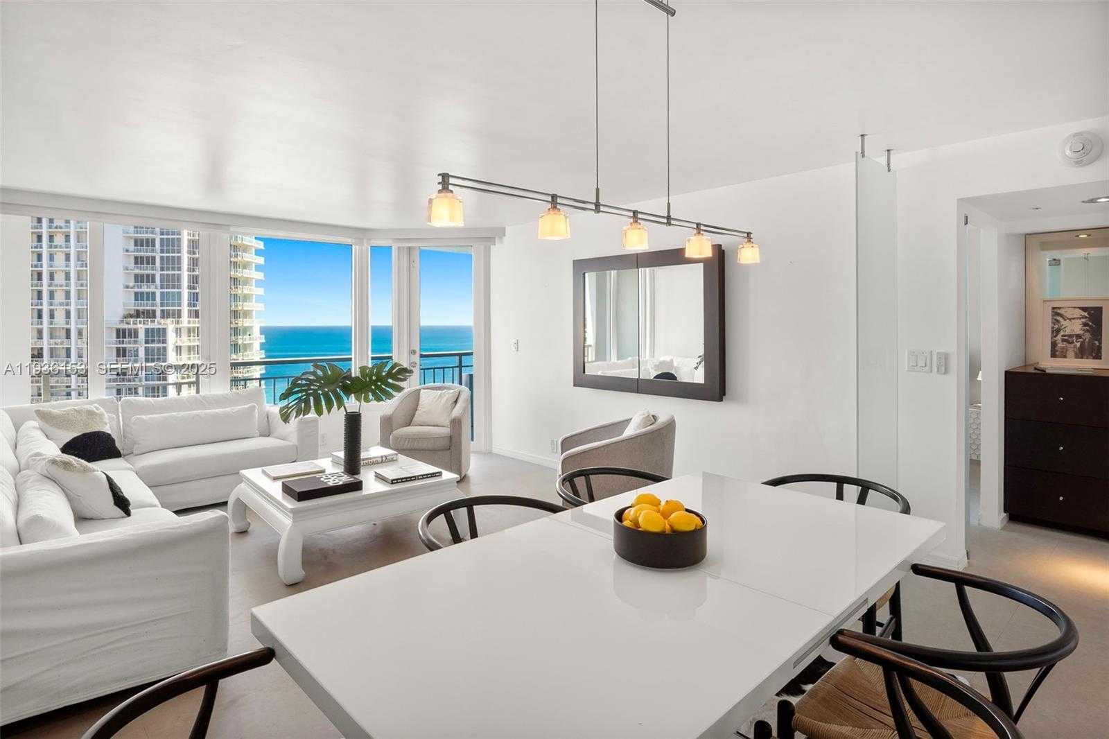 Small Image of 400 SOUTH POINTE DR #2208, Miami Beach Number 39