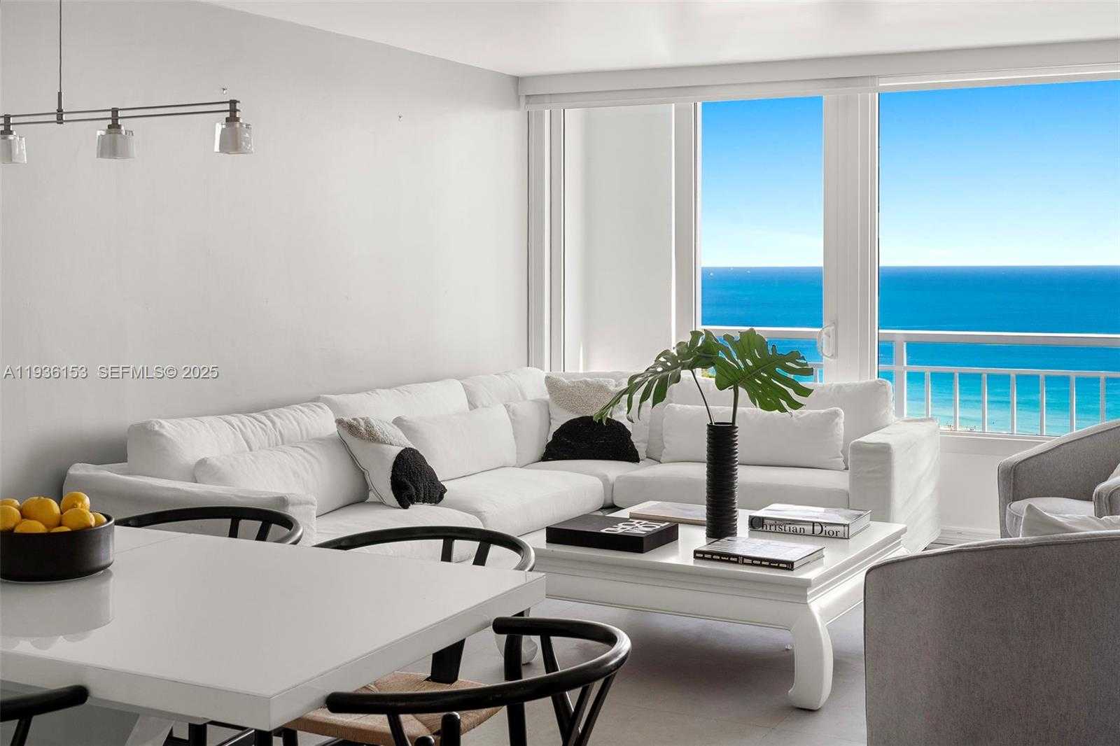 Small Image of 400 SOUTH POINTE DR #2208, Miami Beach Number 4