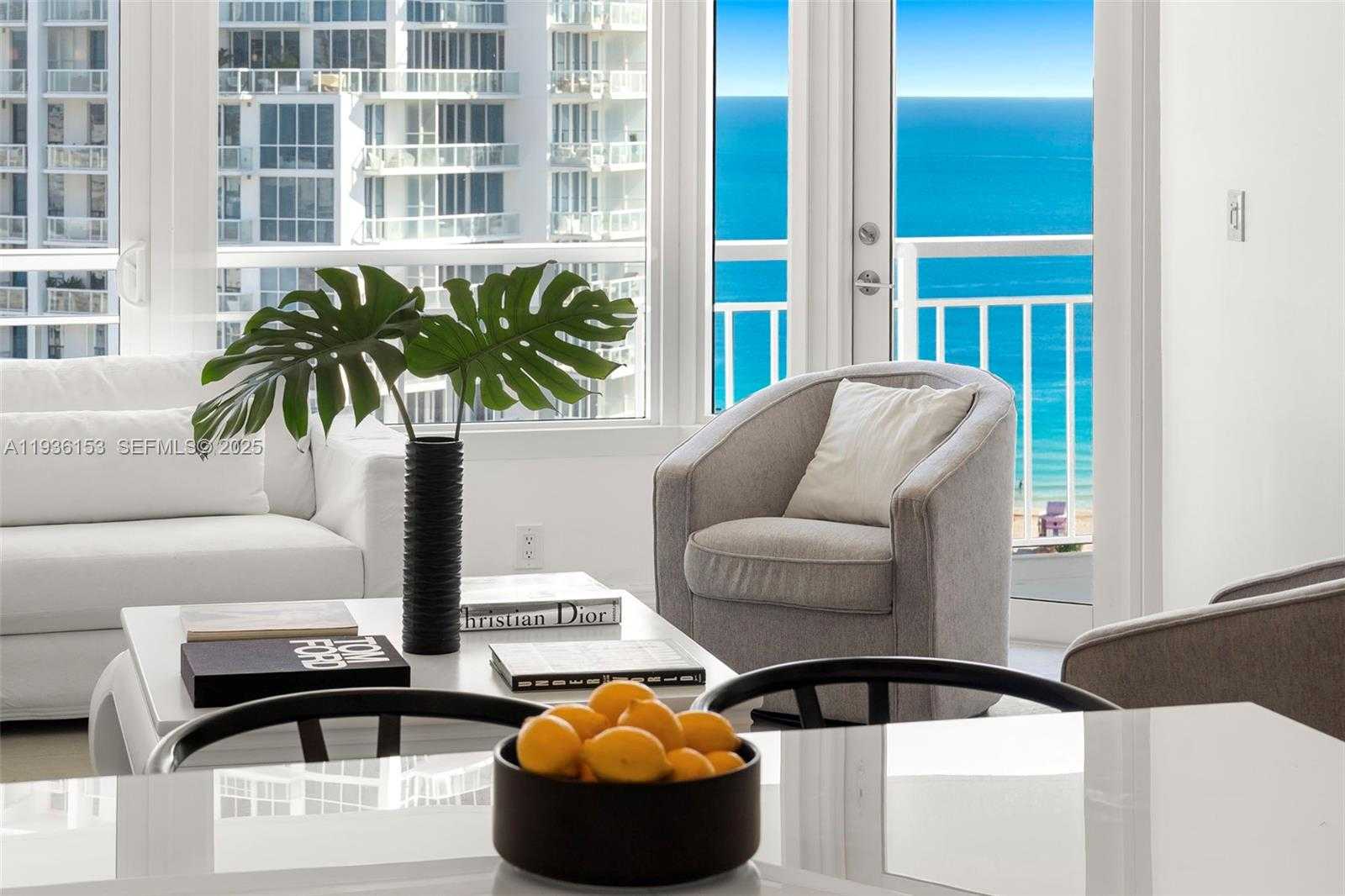 Small Image of 400 SOUTH POINTE DR #2208, Miami Beach Number 7
