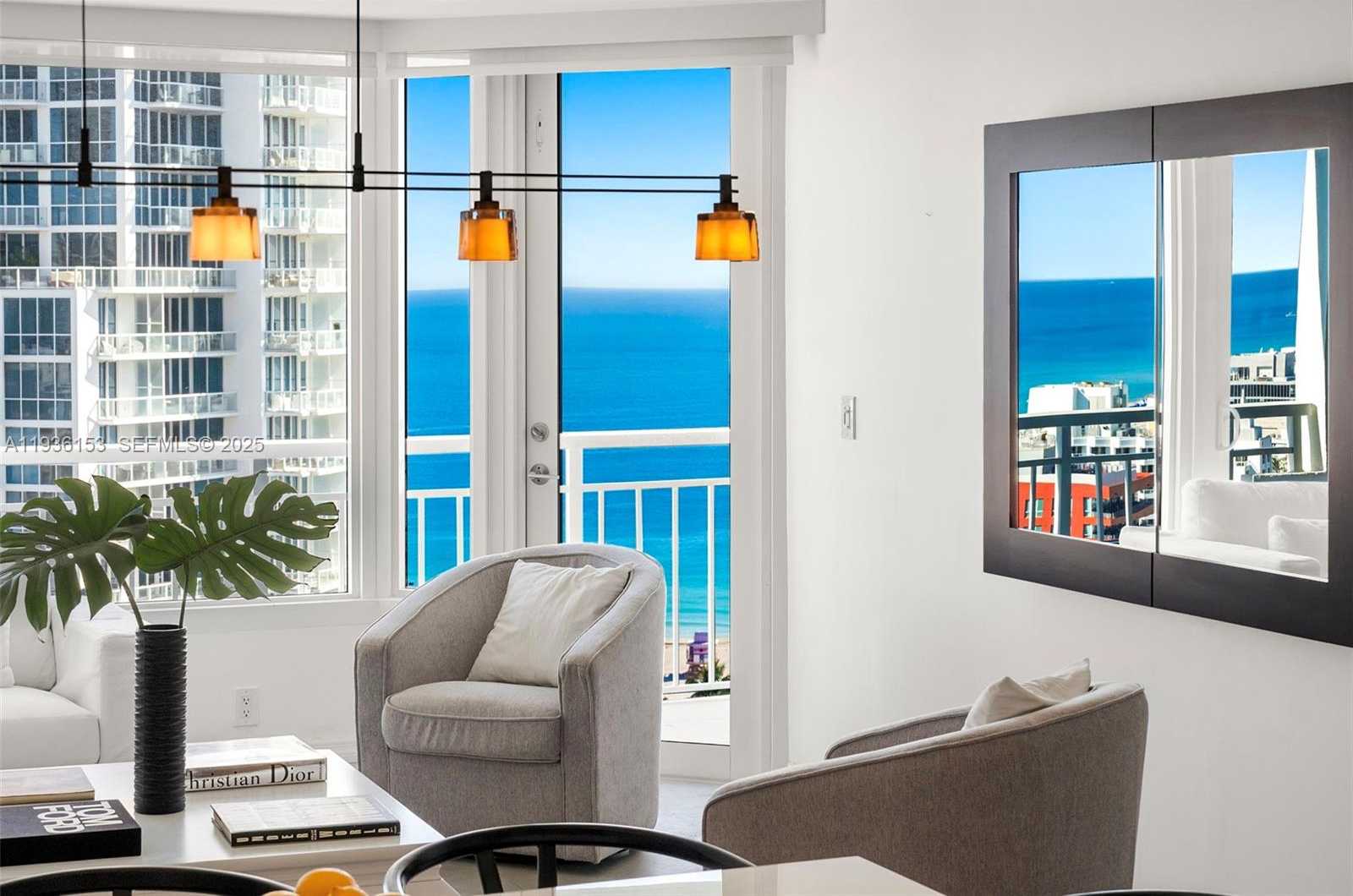 Small Image of 400 SOUTH POINTE DR #2208, Miami Beach Number 8