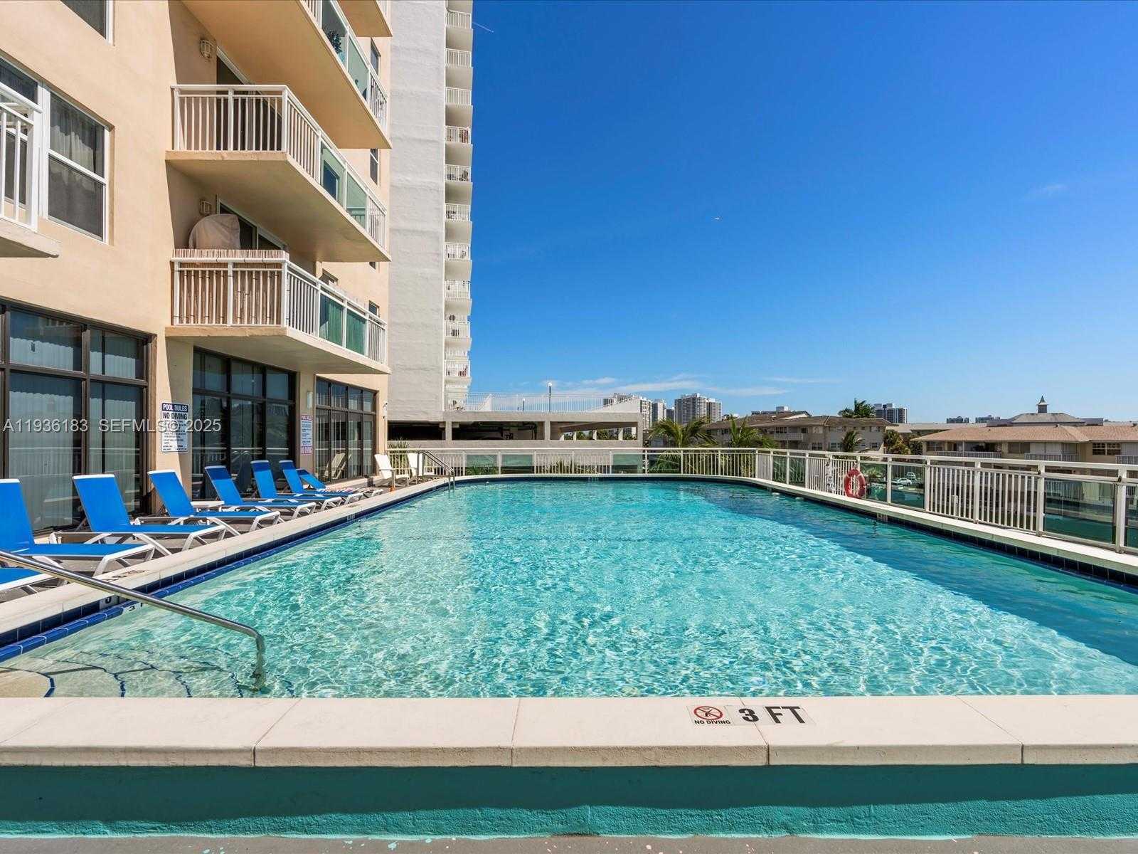 Small Image of 437 NORTH EAST GOLDEN ISLES DR #9H, Hallandale Beach Number 16