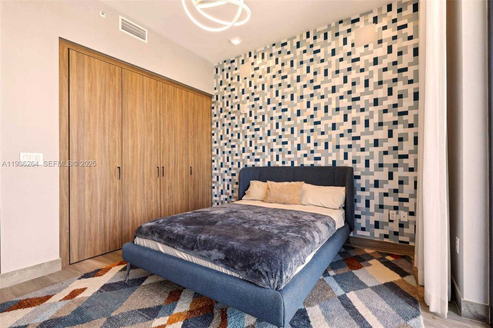 Small Image of 3581 EAST GLENCOE ST #309, Miami Number 24