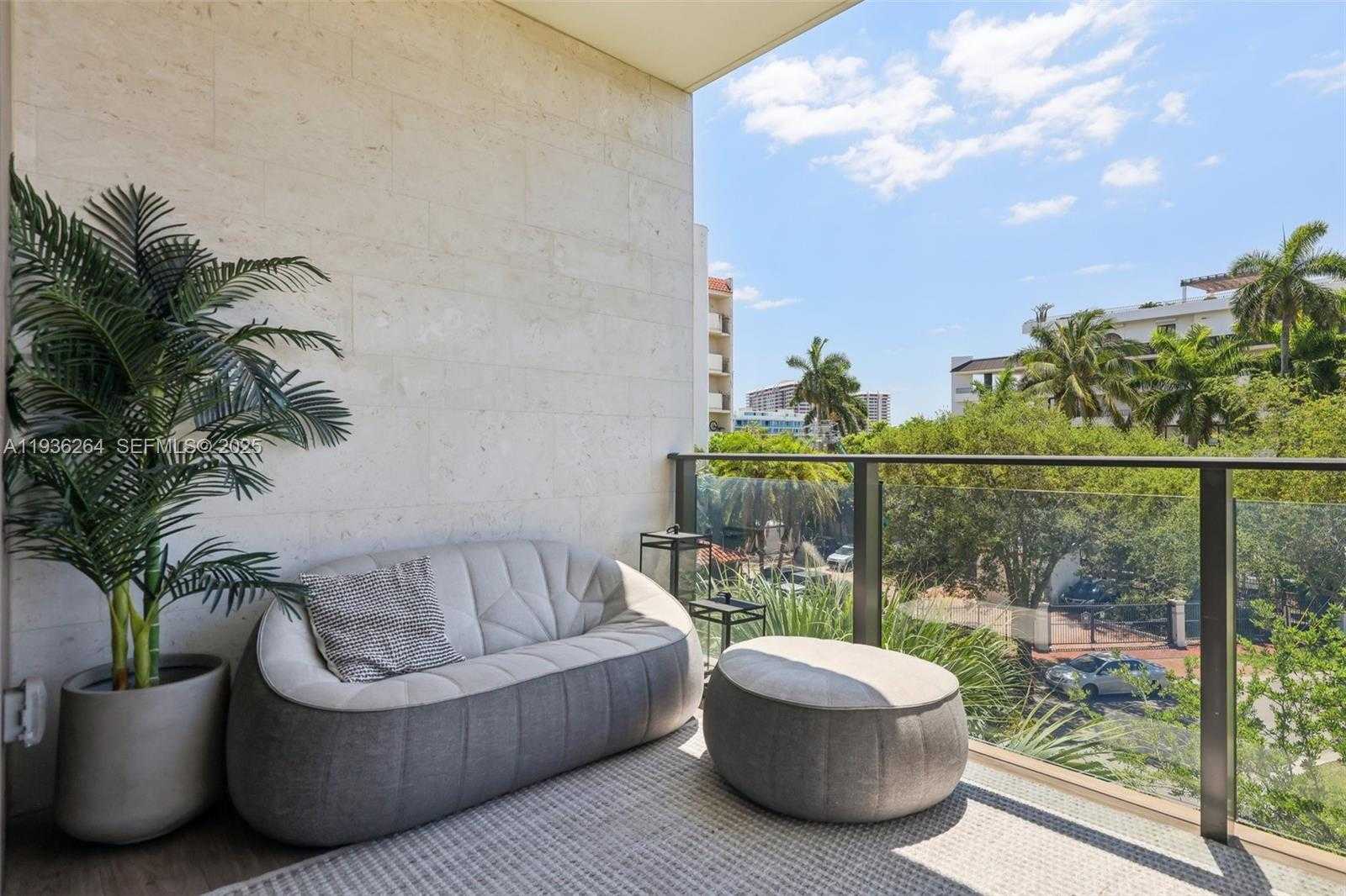 Small Image of 3581 EAST GLENCOE ST #309, Miami Number 35