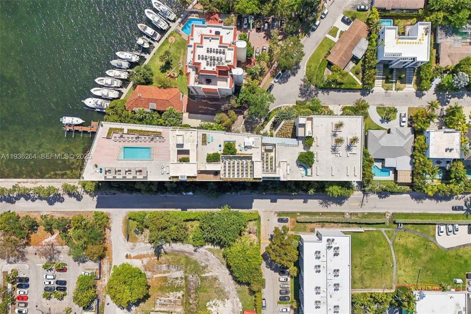 Small Image of 3581 EAST GLENCOE ST #309, Miami Number 45