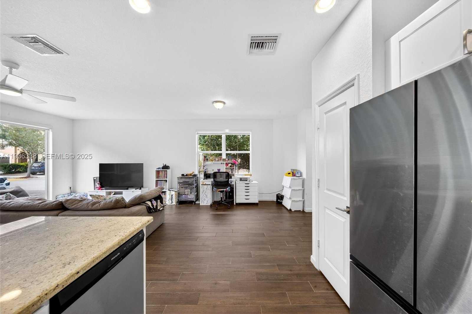 Small Image of 1420 SOUTH EAST 24TH TER, Homestead Number 12