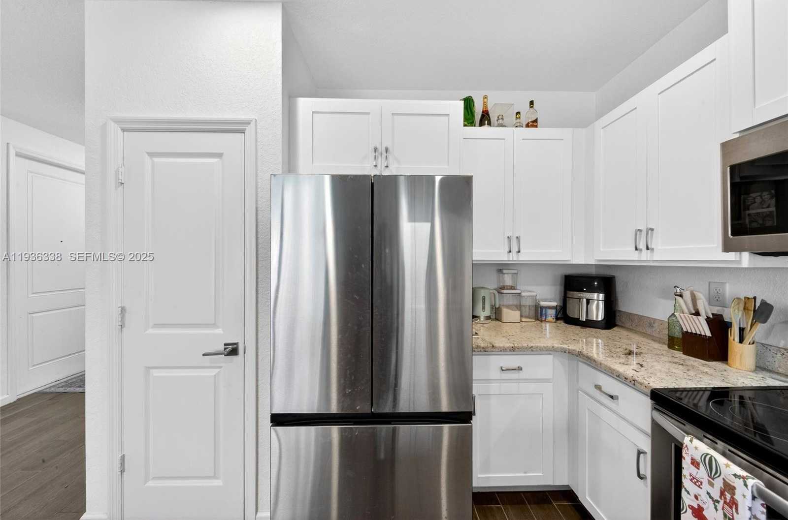 Small Image of 1420 SOUTH EAST 24TH TER, Homestead Number 14