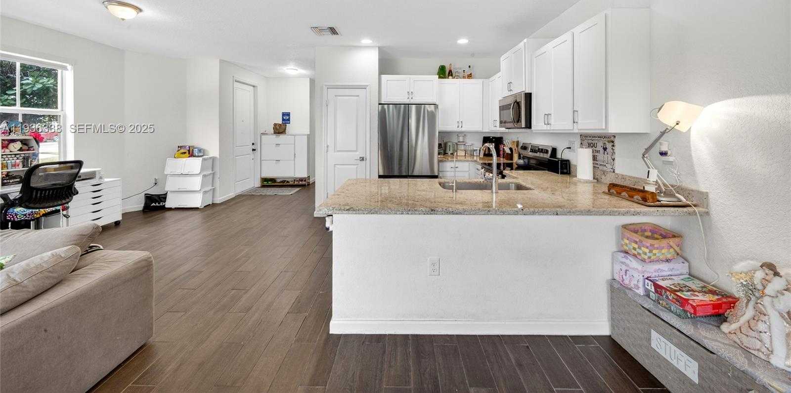 Small Image of 1420 SOUTH EAST 24TH TER, Homestead Number 15