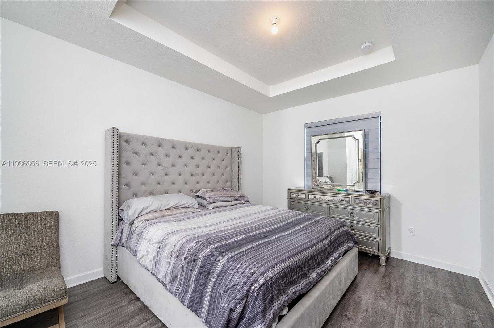 Small Image of 23061 SOUTH WEST 128TH PL, Miami Number 14