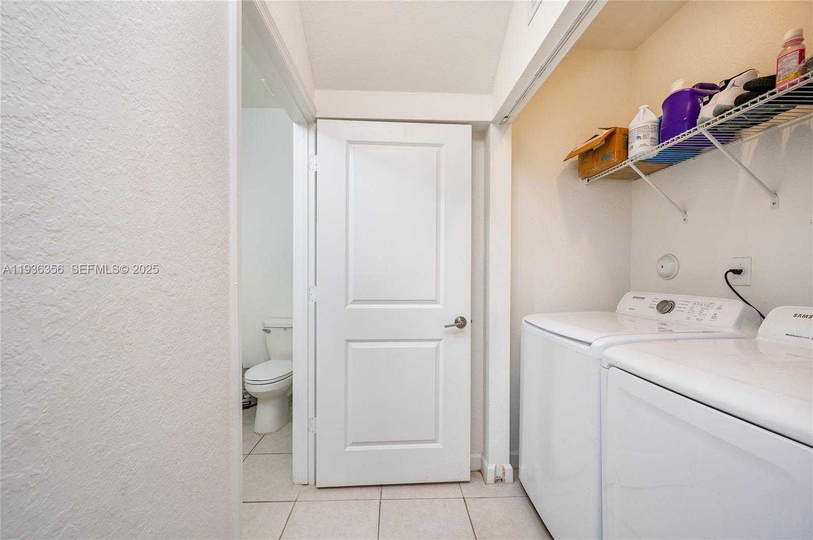 Small Image of 23061 SOUTH WEST 128TH PL, Miami Number 7
