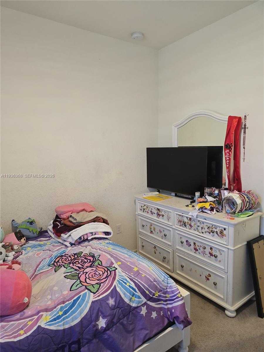 Small Image of 3368 WEST 105TH TER, Hialeah Number 8