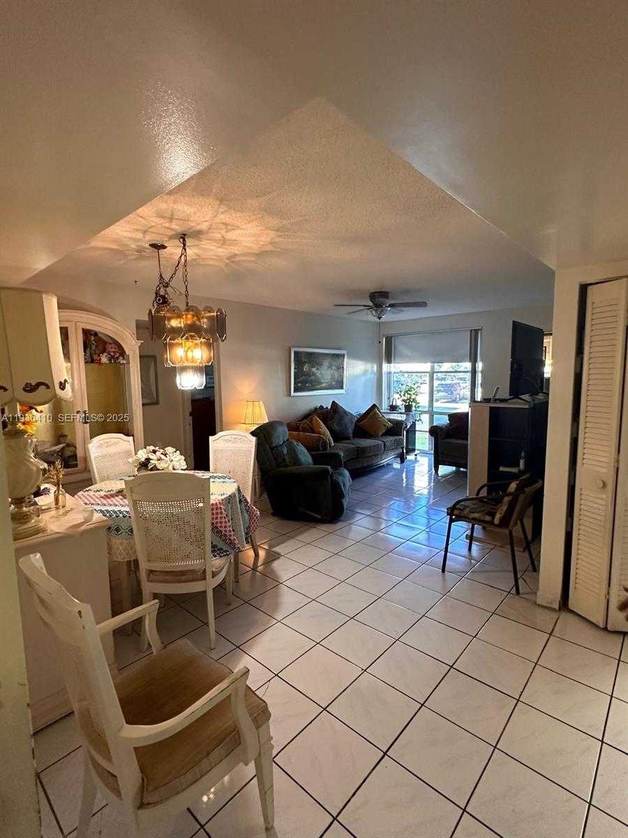 Small Image of 17560 ATLANTIC BLVD #109, Sunny Isles Beach Number 34