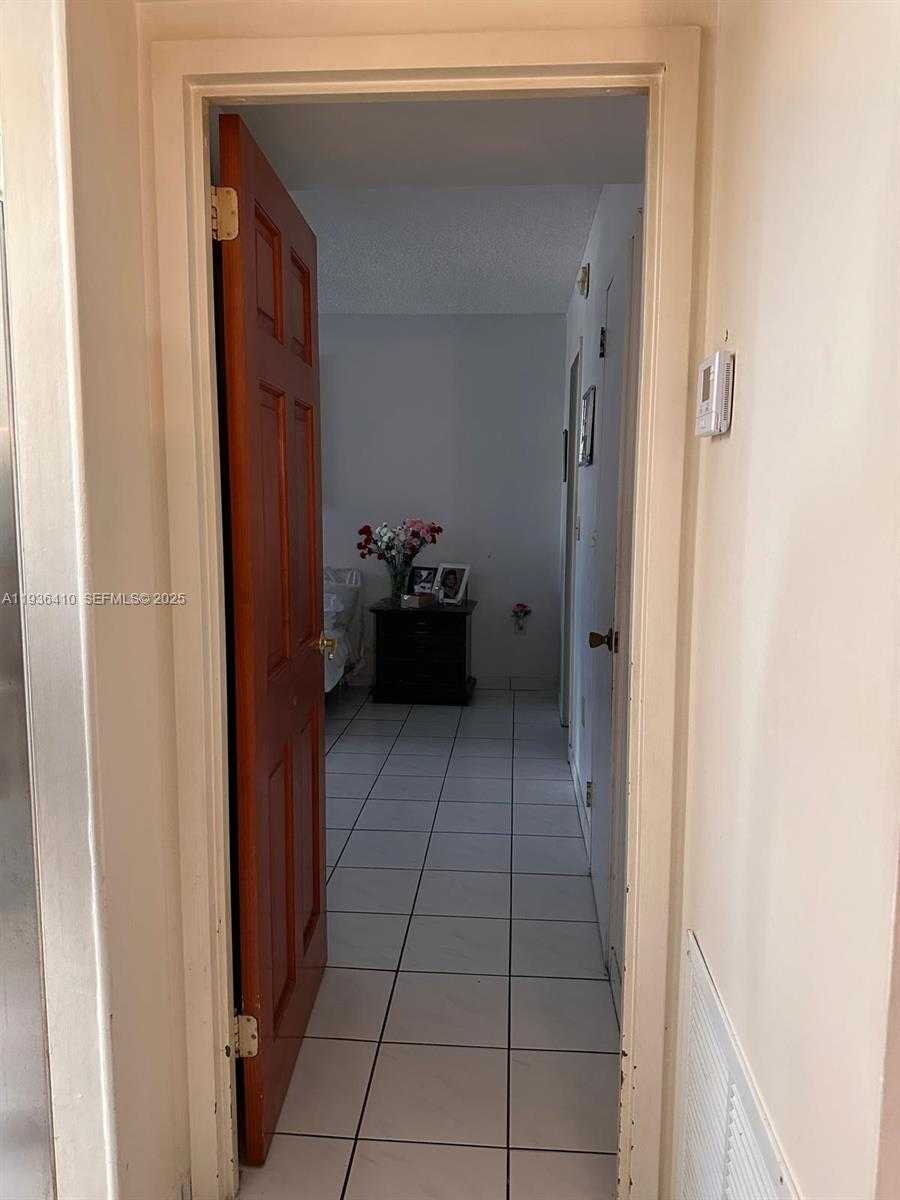 Small Image of 17560 ATLANTIC BLVD #109, Sunny Isles Beach Number 46