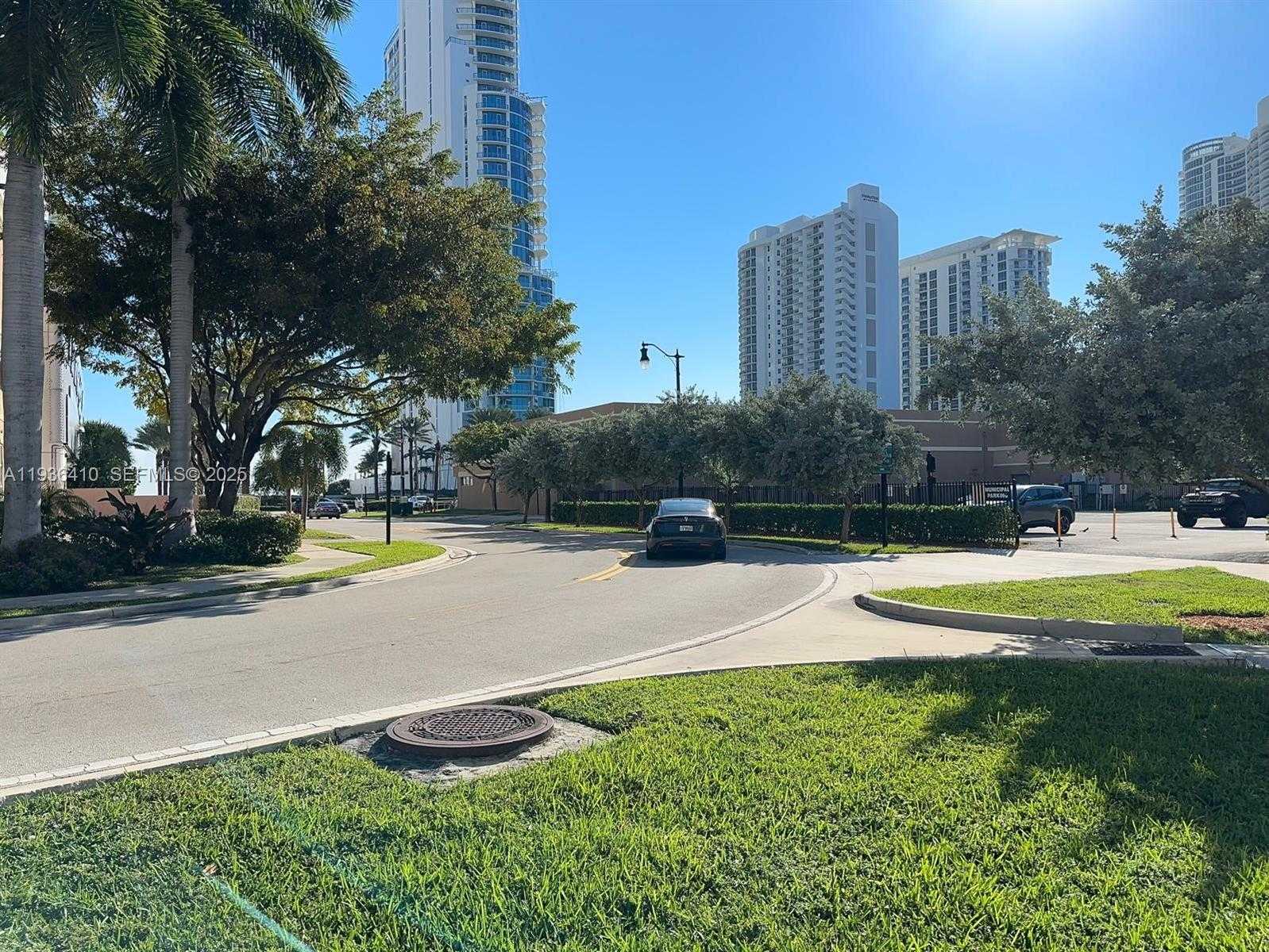 Small Image of 17560 ATLANTIC BLVD #109, Sunny Isles Beach Number 52