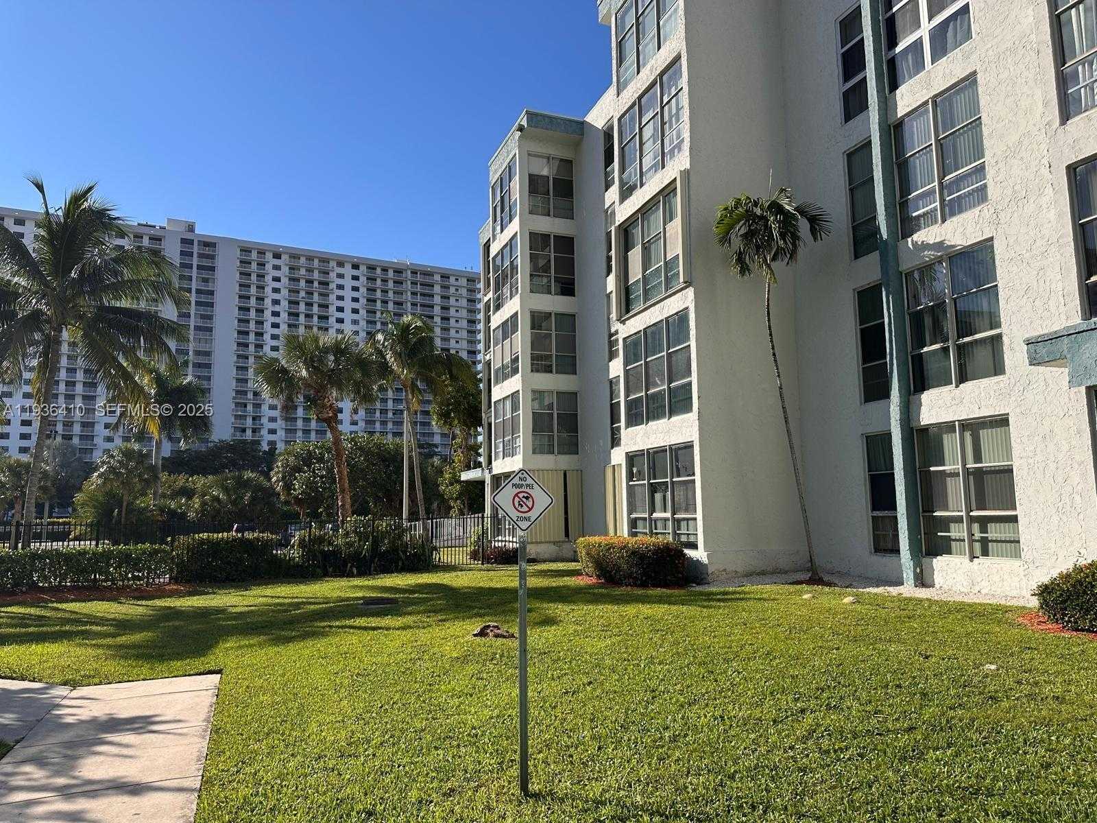 Small Image of 17560 ATLANTIC BLVD #109, Sunny Isles Beach Number 53