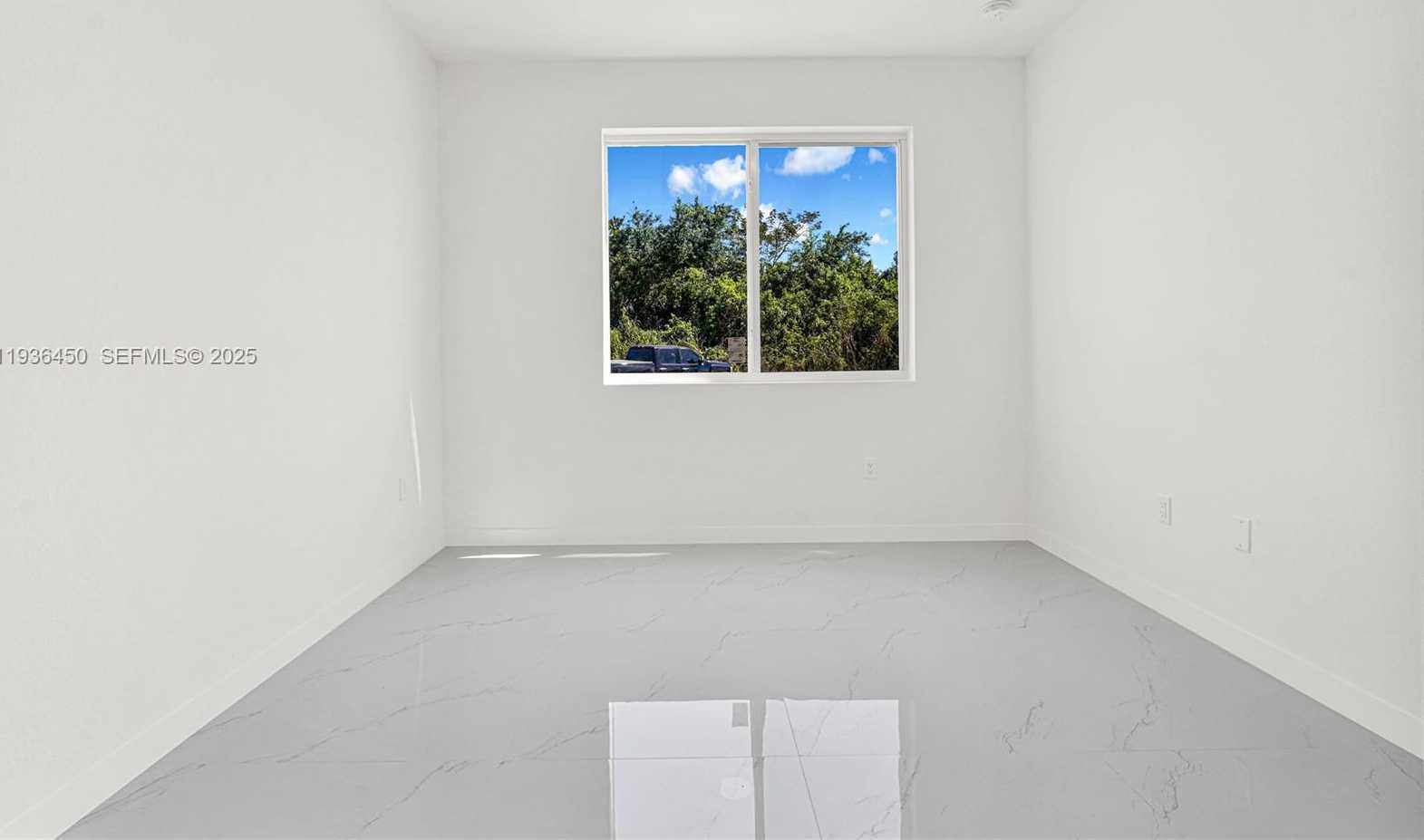 Small Image of 22445 SW 125th Ave, Goulds, FL 33170, USA Number 21