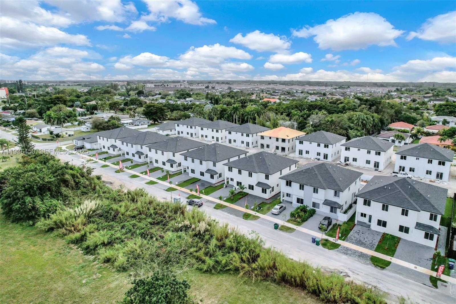 Imagen de Pequeño Objeto