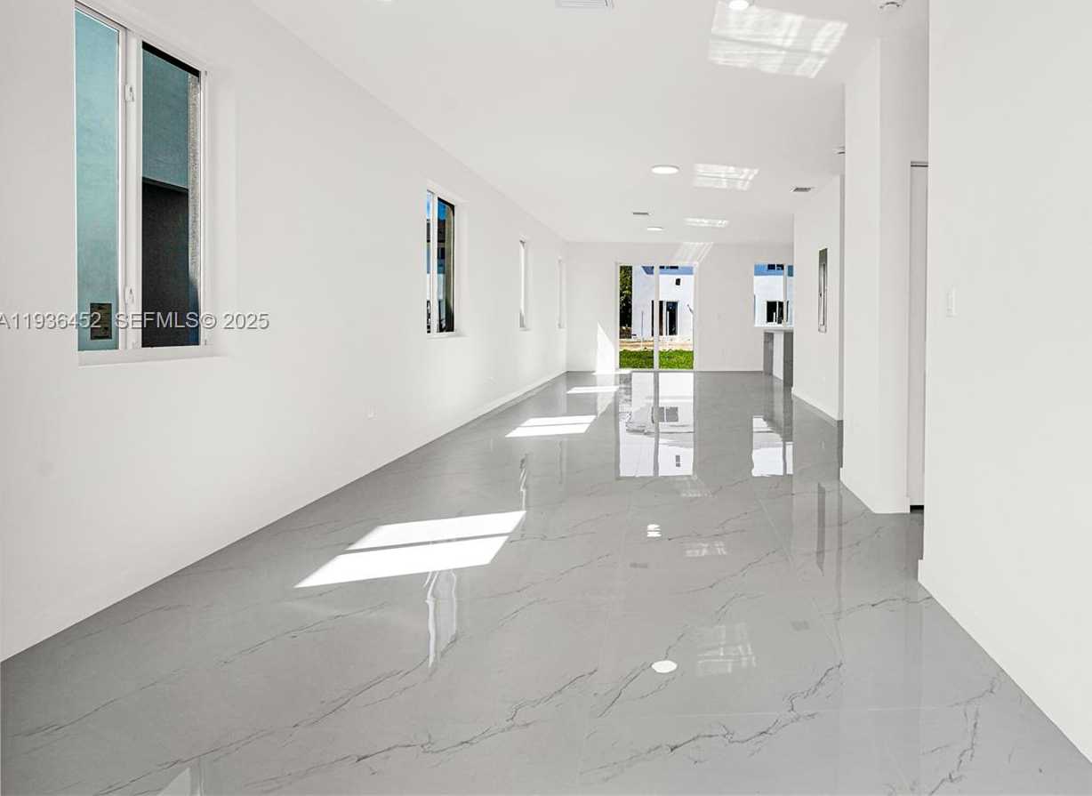 Small Image of 22555 SOUTH WEST 125TH AVE #13A, Miami Number 4