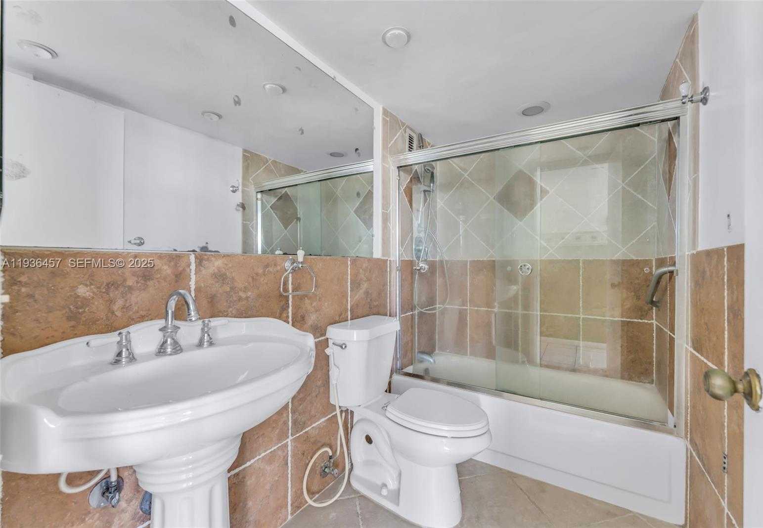 Small Image of 2025 NORTH EAST 164TH ST #809, North Miami Beach Number 20