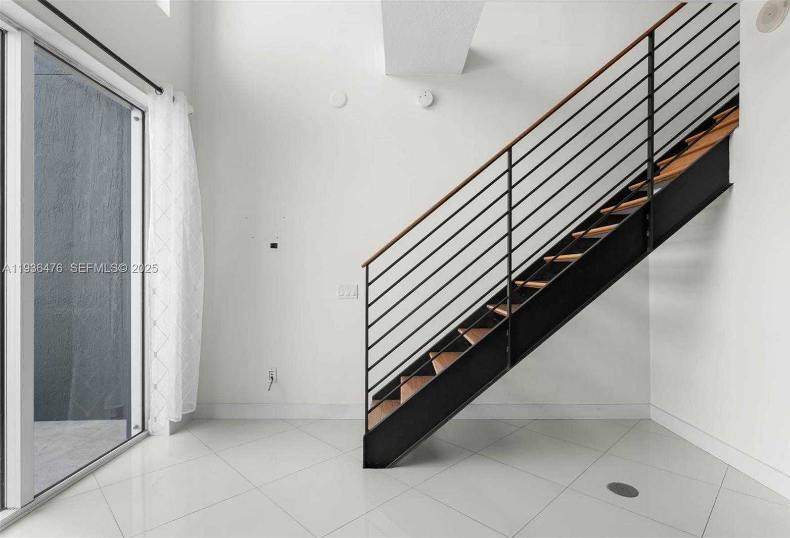 Small Image of 60 SOUTH WEST 13TH ST #3213, Miami Number 15