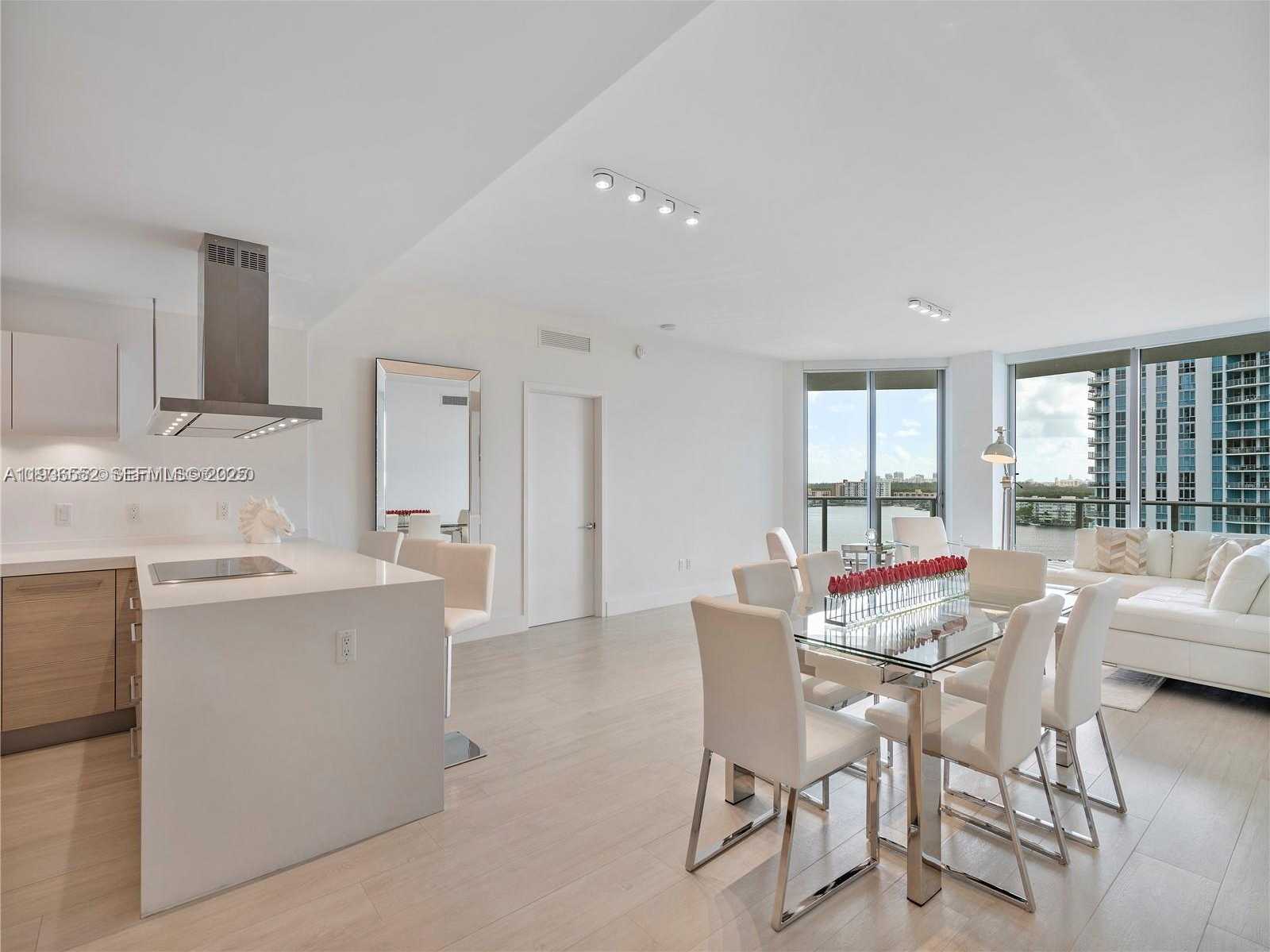 Small Image of 17301 BISCAYNE BLVD #1105, North Miami Beach Number 15