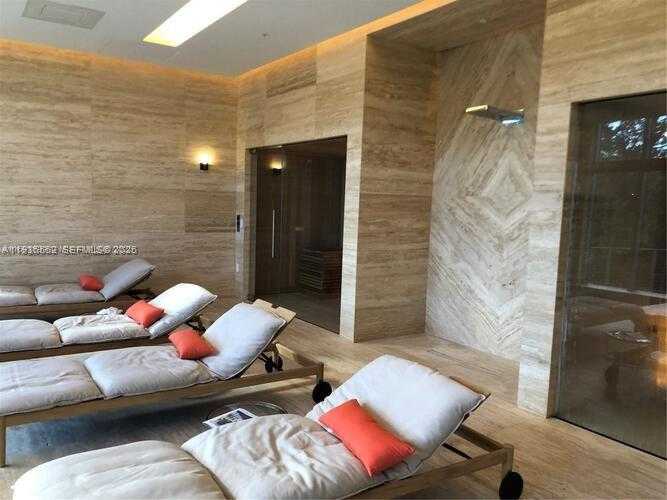 Small Image of 17301 BISCAYNE BLVD #1105, North Miami Beach Number 42