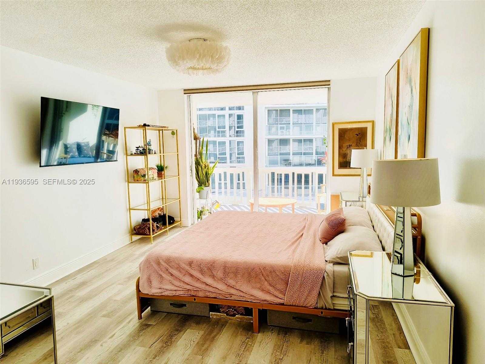 Small Image of 3570 SOUTH OCEAN BLVD #506, South Palm Beach Number 10