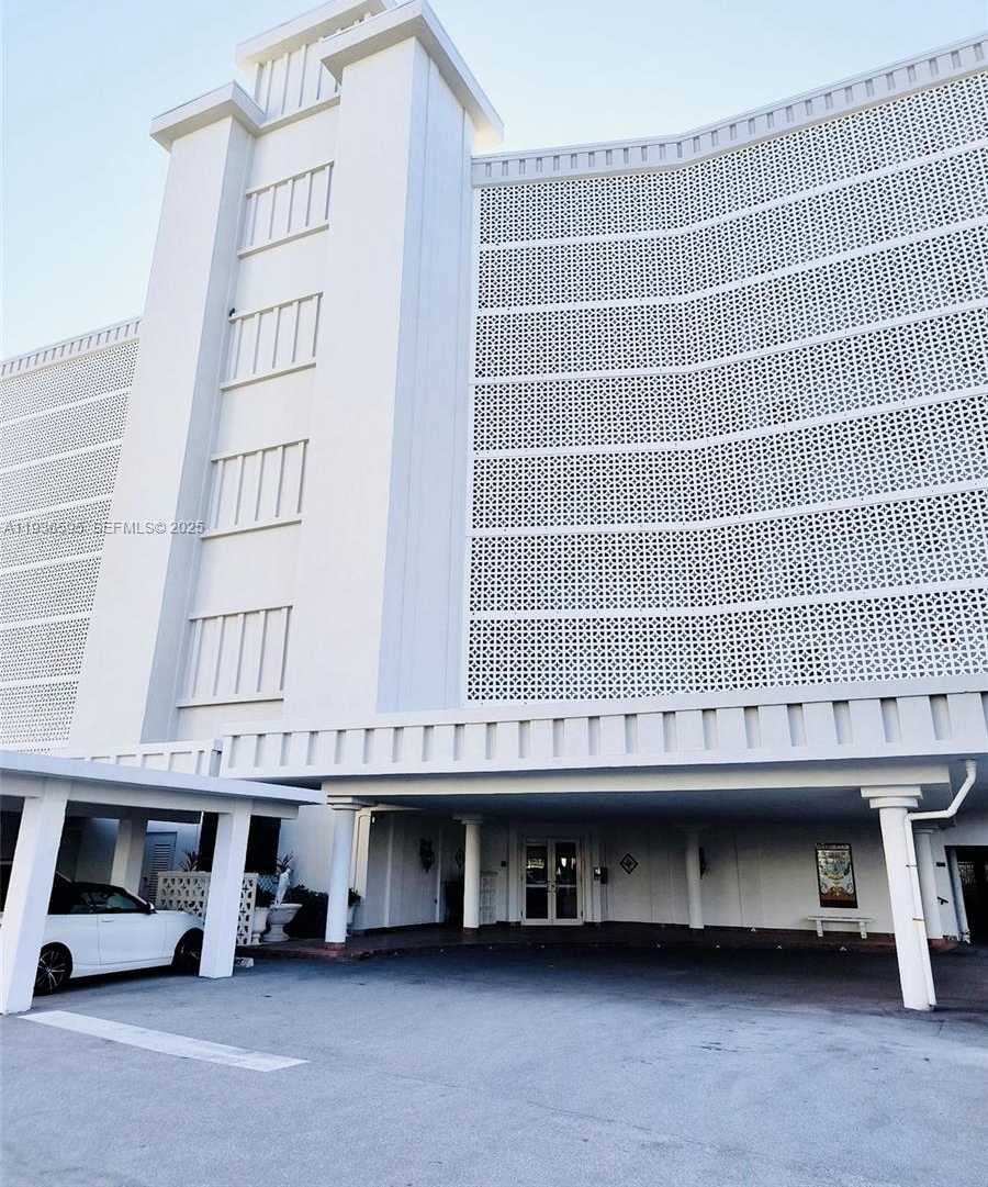 Small Image of 3570 SOUTH OCEAN BLVD #506, South Palm Beach Number 40