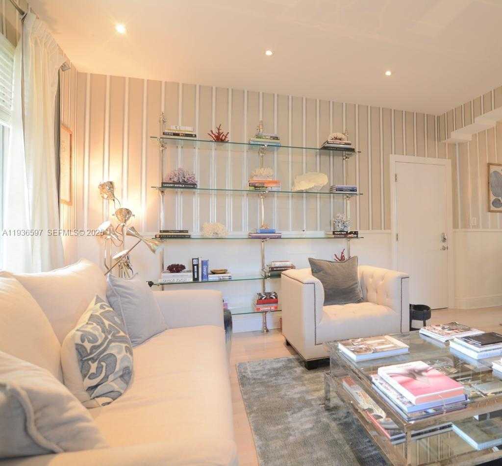 Small Image of 1520 EUCLID AVE #1, Miami Beach Number 4