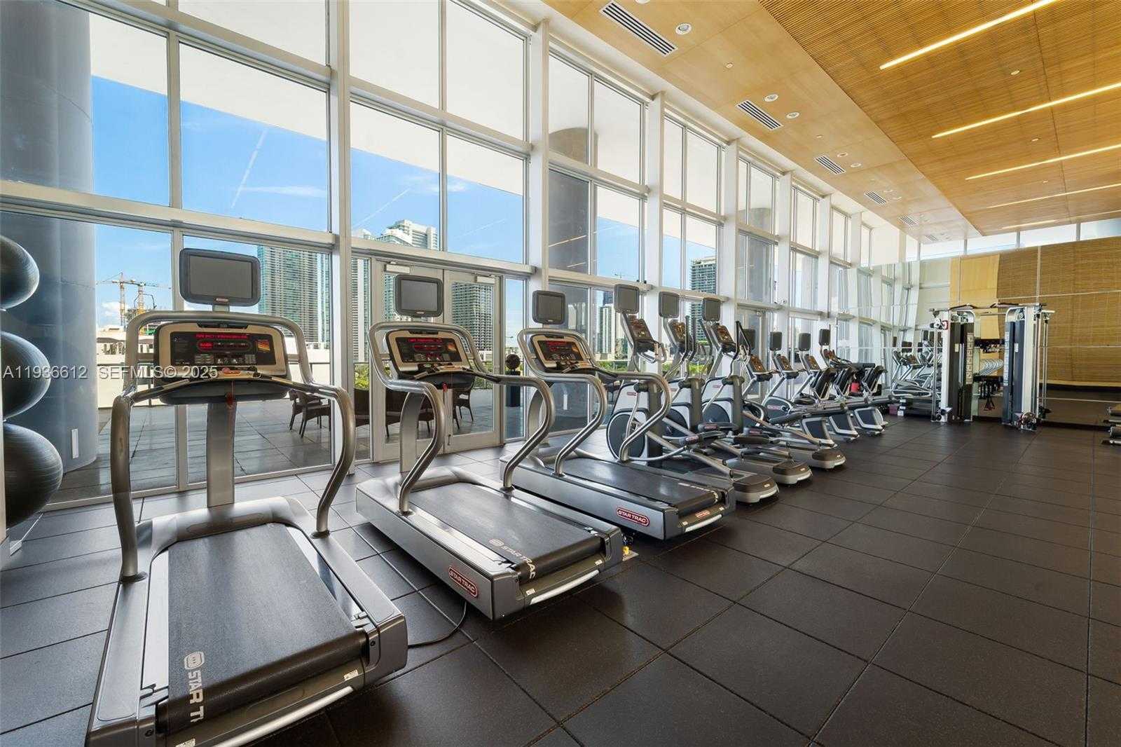 Small Image of 3470 EAST COAST AVE #H1903, Miami Number 19