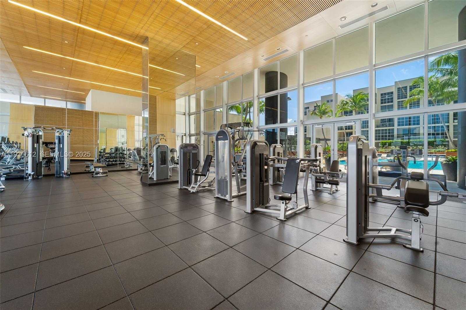 Small Image of 3470 EAST COAST AVE #H1903, Miami Number 22