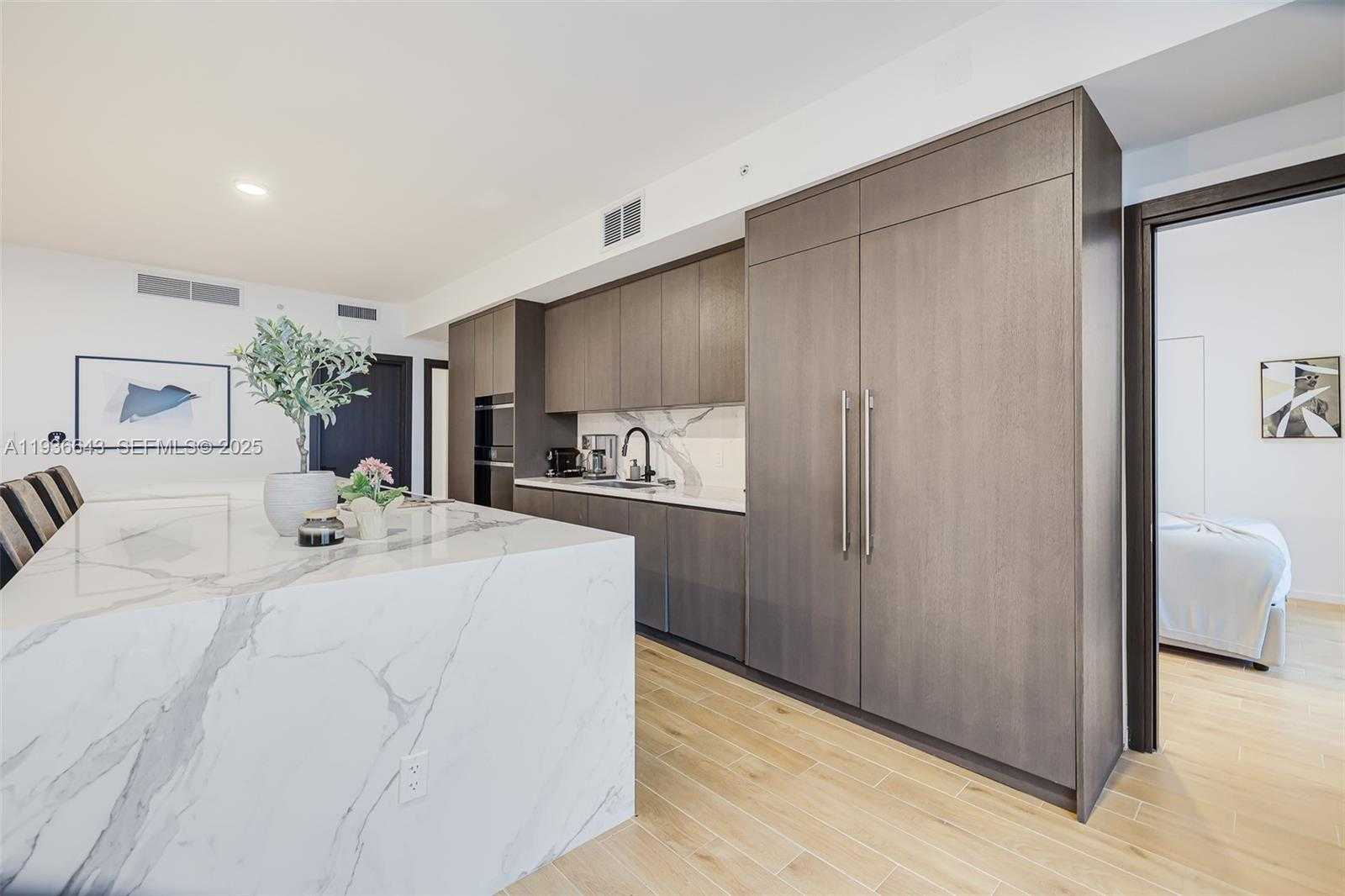 Small Image of 398 NORTH EAST 5TH ST #3718-3719, Miami Number 11