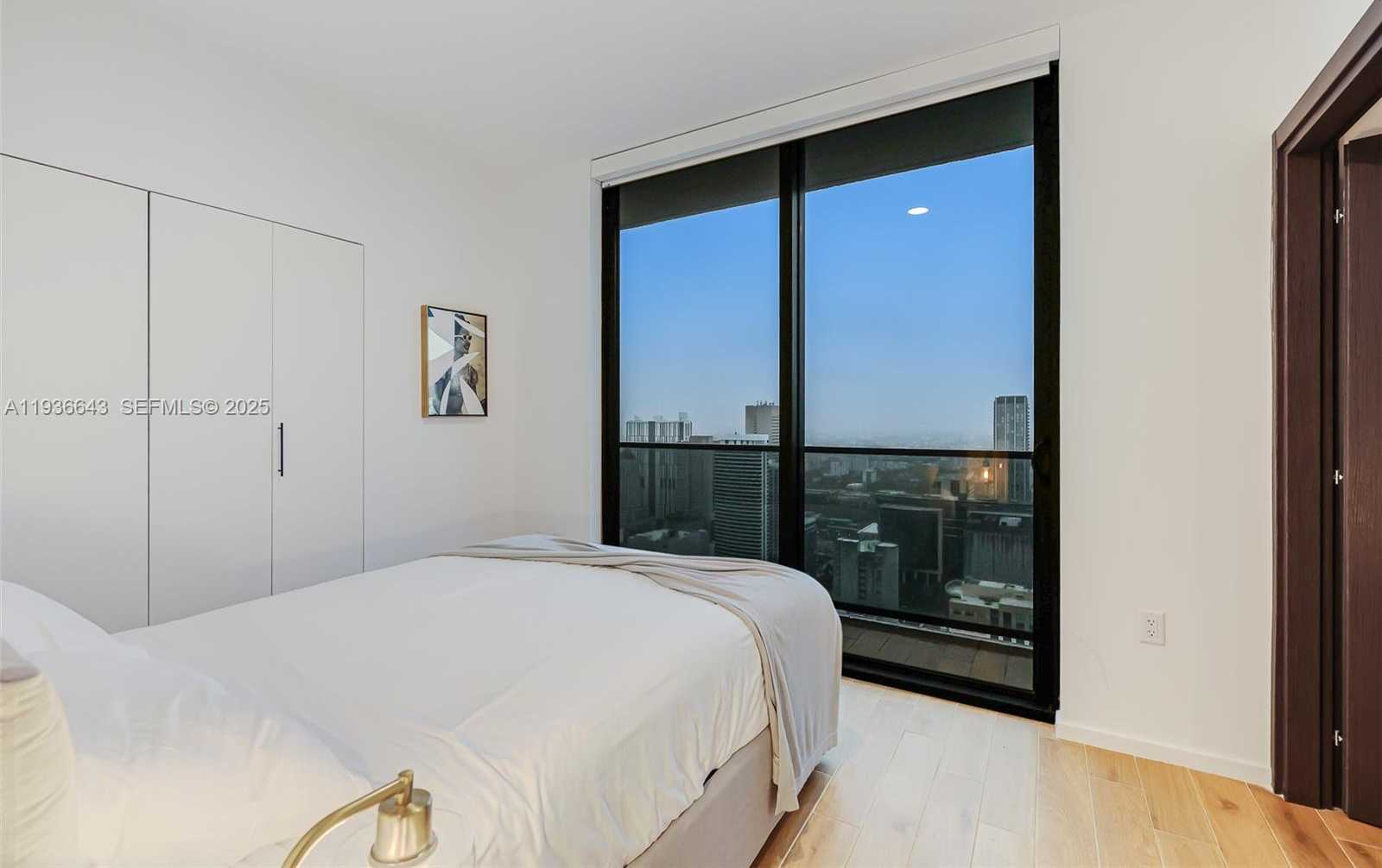 Small Image of 398 NORTH EAST 5TH ST #3718-3719, Miami Number 14