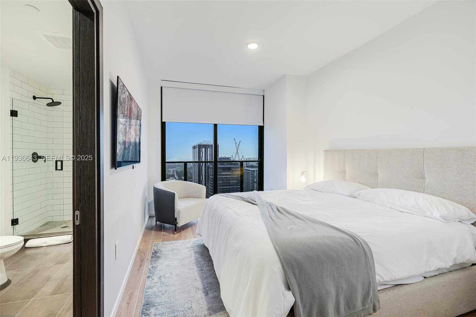 Small Image of 398 NORTH EAST 5TH ST #3718-3719, Miami Number 16