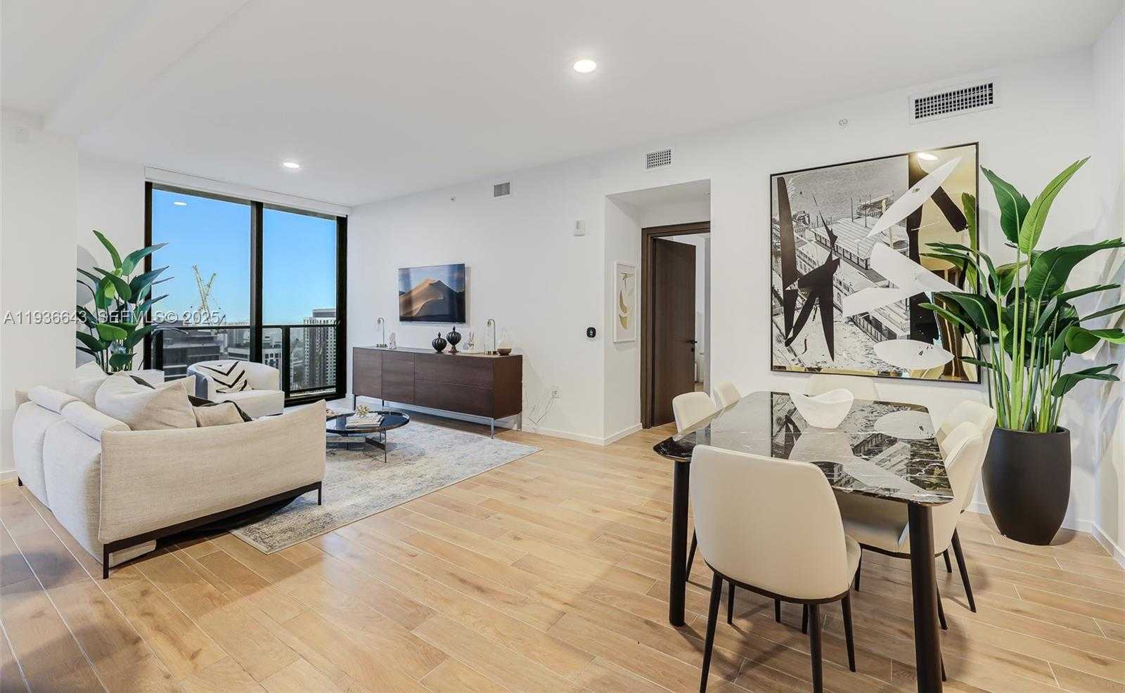 Small Image of 398 NORTH EAST 5TH ST #3718-3719, Miami Number 4