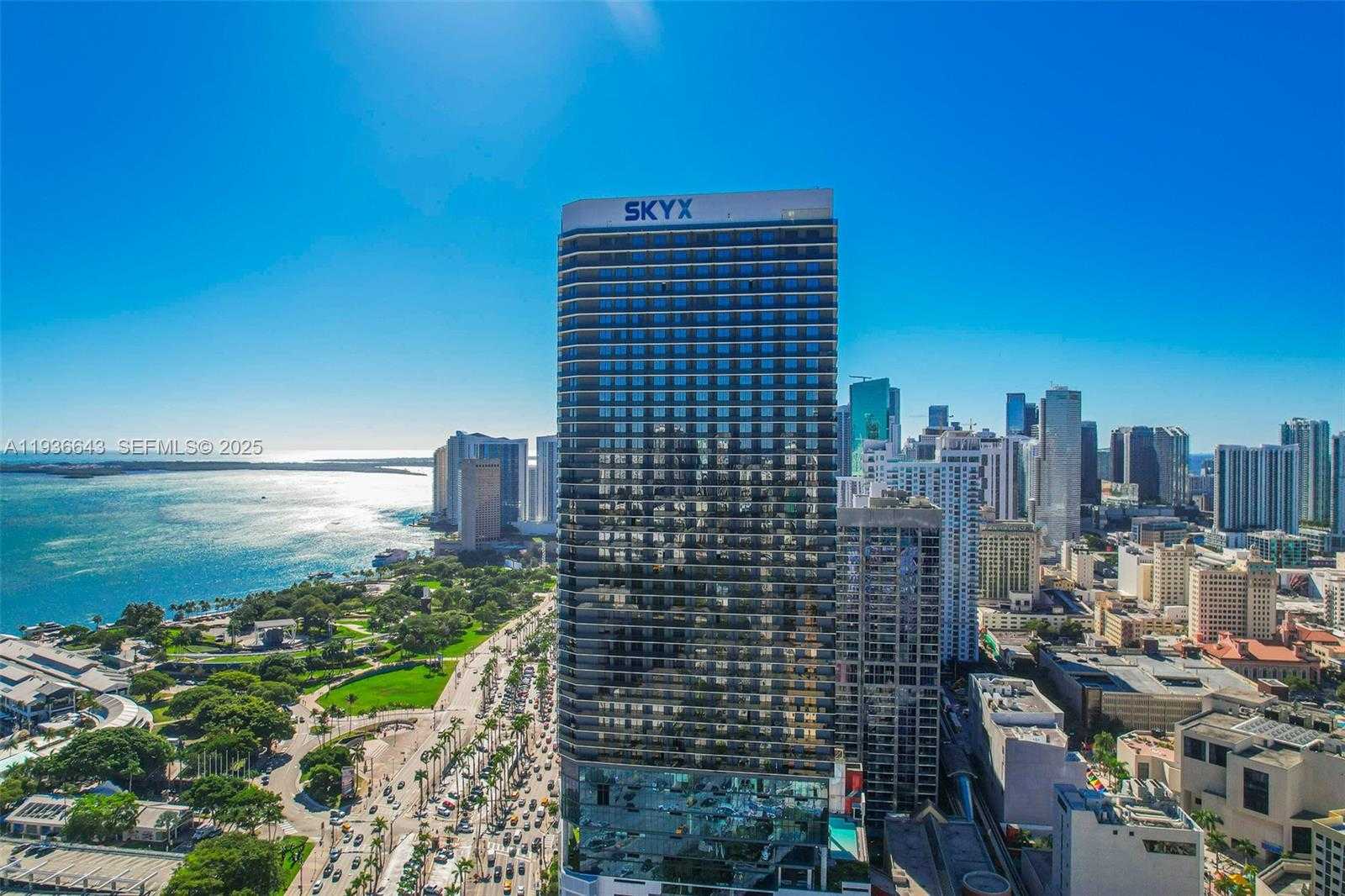 Small Image of 398 NORTH EAST 5TH ST #3718-3719, Miami Number 40