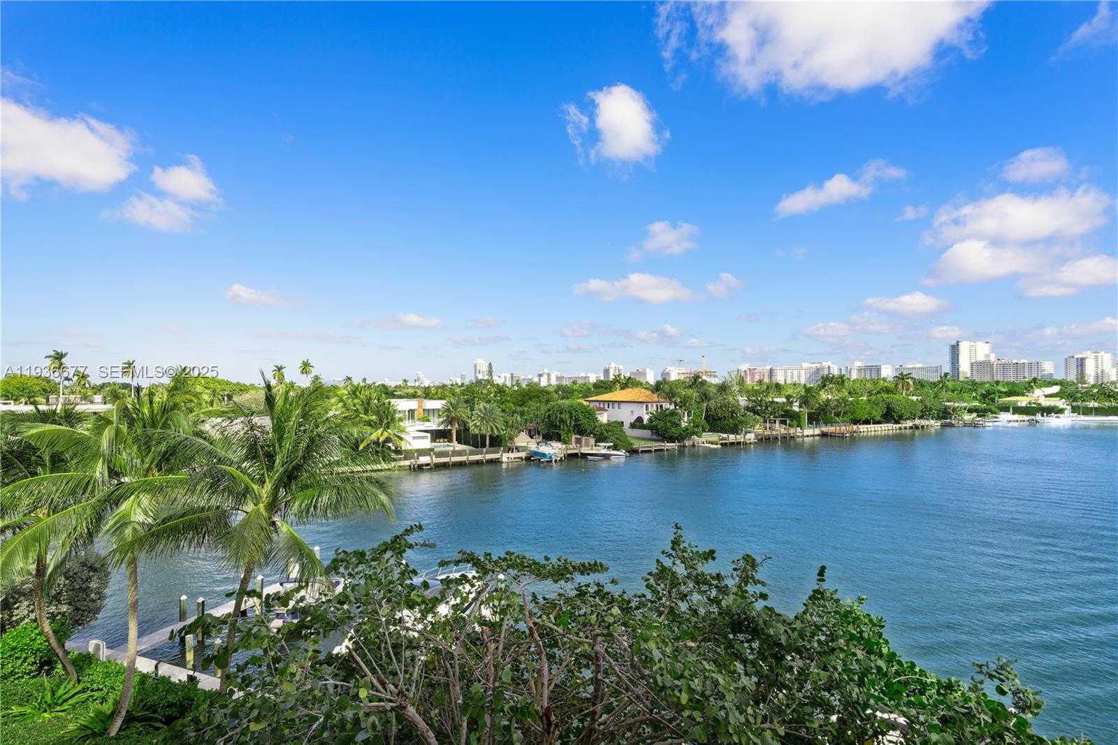 Small Image of 4701 NORTH MERIDIAN AVE #304, Miami Beach Number 18