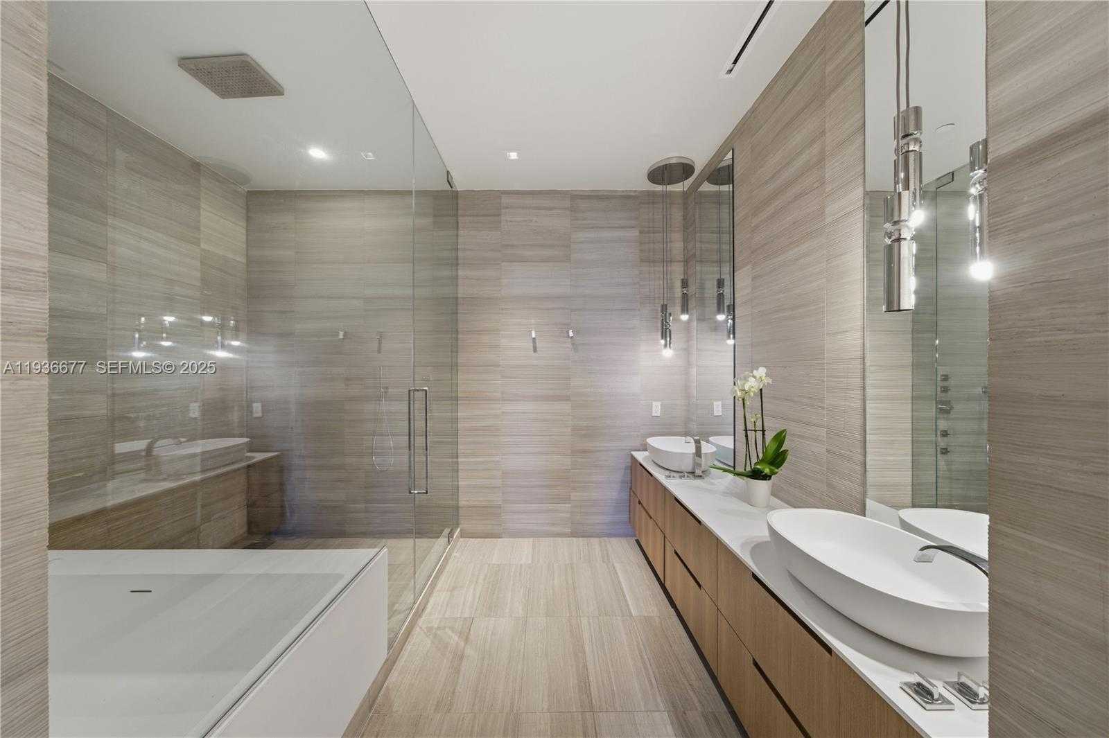 Small Image of 4701 NORTH MERIDIAN AVE #304, Miami Beach Number 31