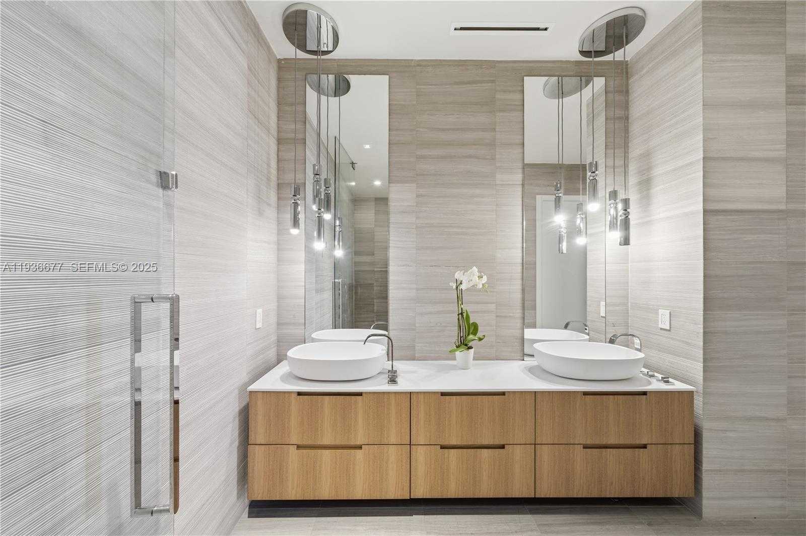 Small Image of 4701 NORTH MERIDIAN AVE #304, Miami Beach Number 32